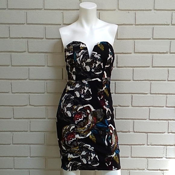 bailey blue Dresses & Skirts - Bailey Blue Deep V Strapless Multicolor Floral Bodycon Mini Dress. Size Small